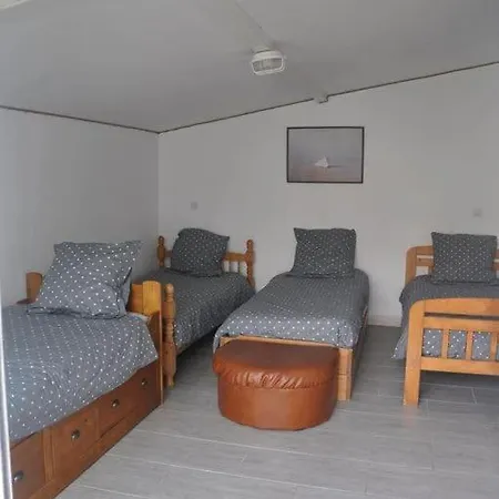 White Blue House ביסקארוס