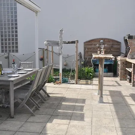 White Blue House בית נופש